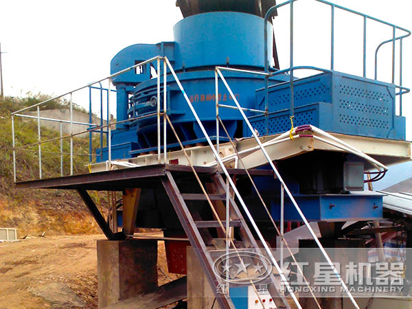 制砂生產線上的新型制砂機 制砂生產線上的新型制砂機