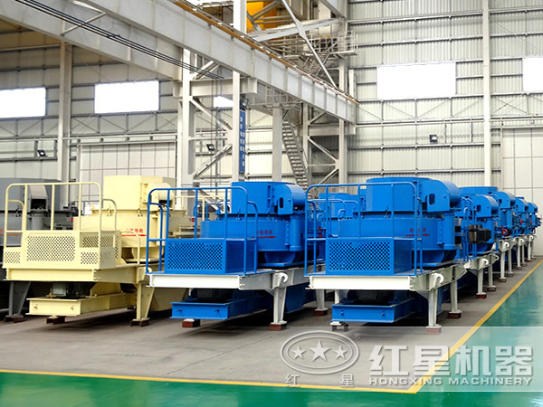 鵝卵石制砂機(jī)生產(chǎn)車(chē)間