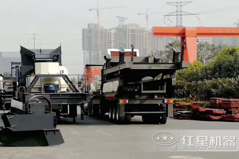 兩臺流動制砂機再發貨