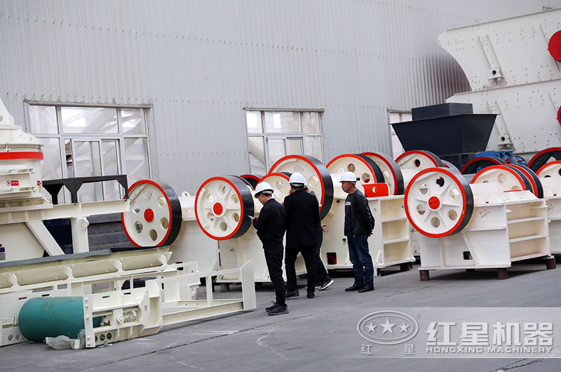 客戶前來廠區(qū)進(jìn)行設(shè)備挑選 客戶前來廠區(qū)進(jìn)行設(shè)備挑選