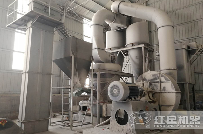 粉煤灰磨粉生產現場 粉煤灰磨粉生產現場