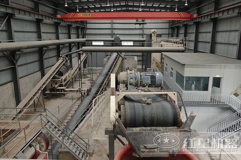 廢鎂碳磚江蘇破碎現場 廢鎂碳磚江蘇破碎現場