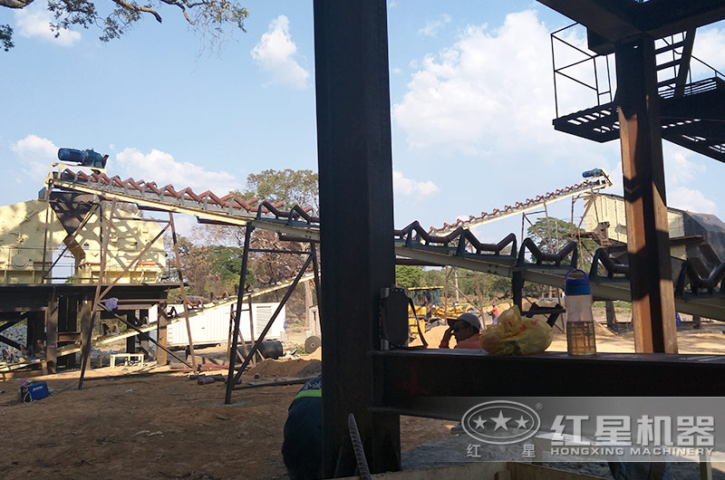 反擊破制砂現場實景 反擊破制砂現場實景