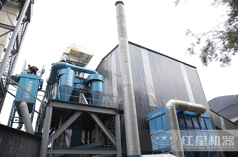 制砂選對(duì)輥破碎機(jī)還是沖擊式制沙機(jī)? 制砂選對(duì)輥破碎機(jī)還是沖擊式制沙機(jī)?