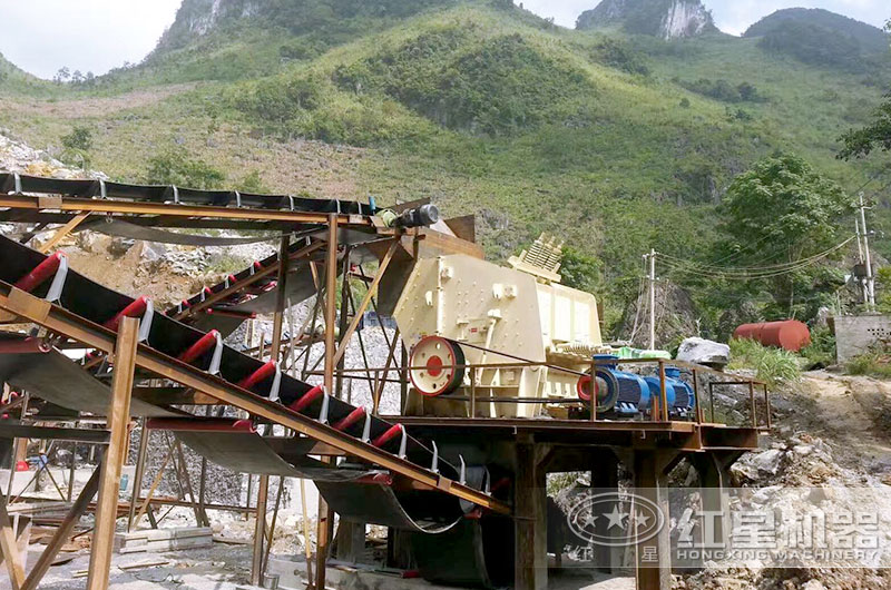 PF1007反擊式破碎機(jī)現(xiàn)場實(shí)拍 PF1007反擊式破碎機(jī)現(xiàn)場實(shí)拍