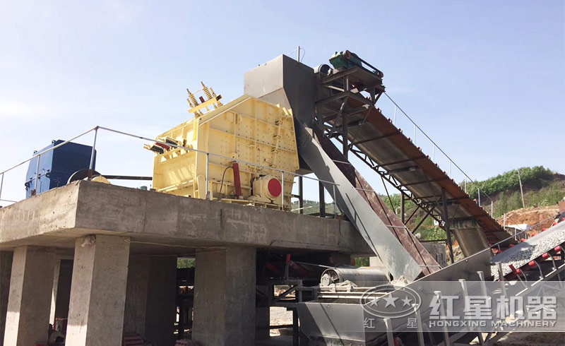 想買一臺破碎礦石的1315反擊破,多少錢?廠家給送貨嗎? 想買一臺破碎礦石的1315反擊破,多少錢?廠家給送貨嗎?