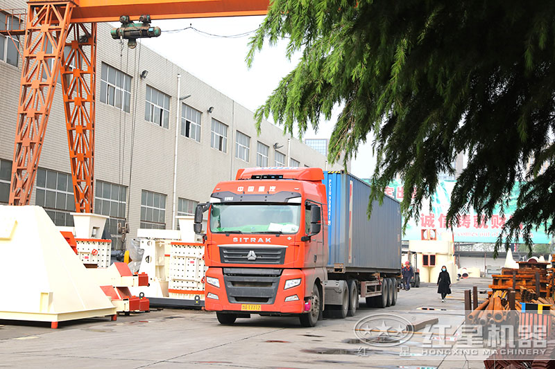 鵝卵石制砂設備集裝箱發貨