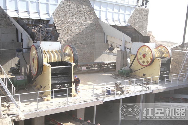 912顎式破石機產量是多少？一臺價格多少錢？